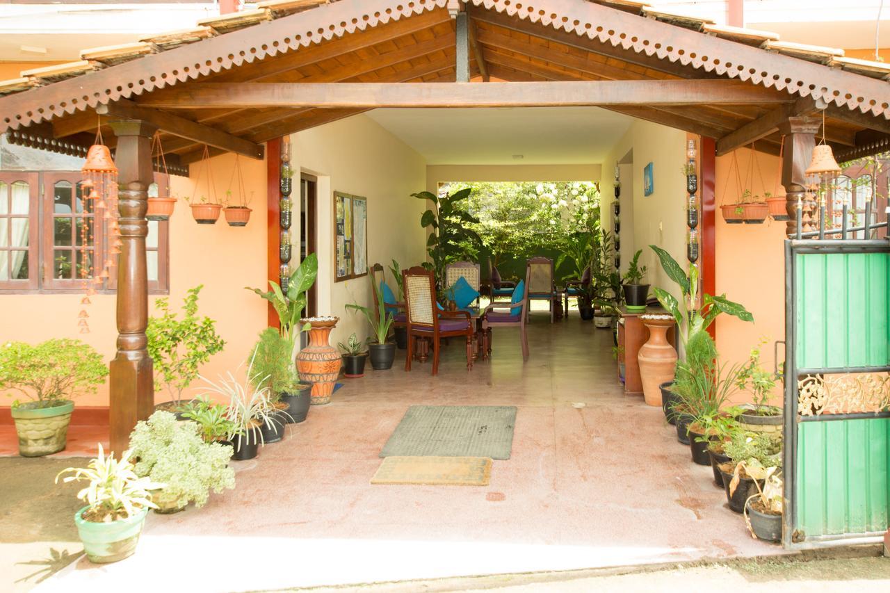 Hotel Dhammika Unawatuna Ngoại thất bức ảnh