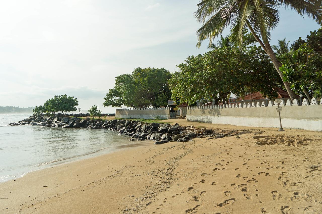 Hotel Dhammika Unawatuna Ngoại thất bức ảnh