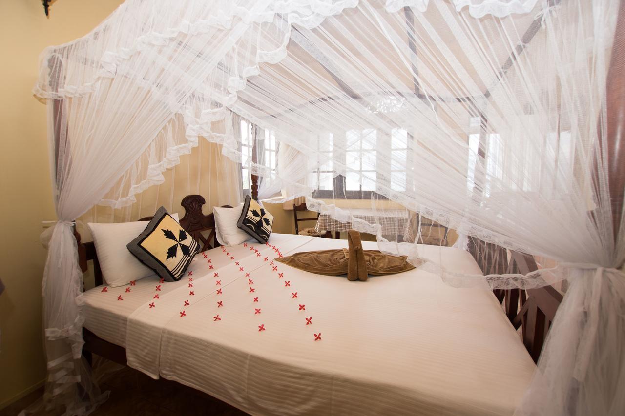 Hotel Dhammika Unawatuna Ngoại thất bức ảnh